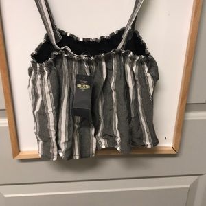 Hollister Tops - Hollister crop top Hollister Tops - Hollister crop top